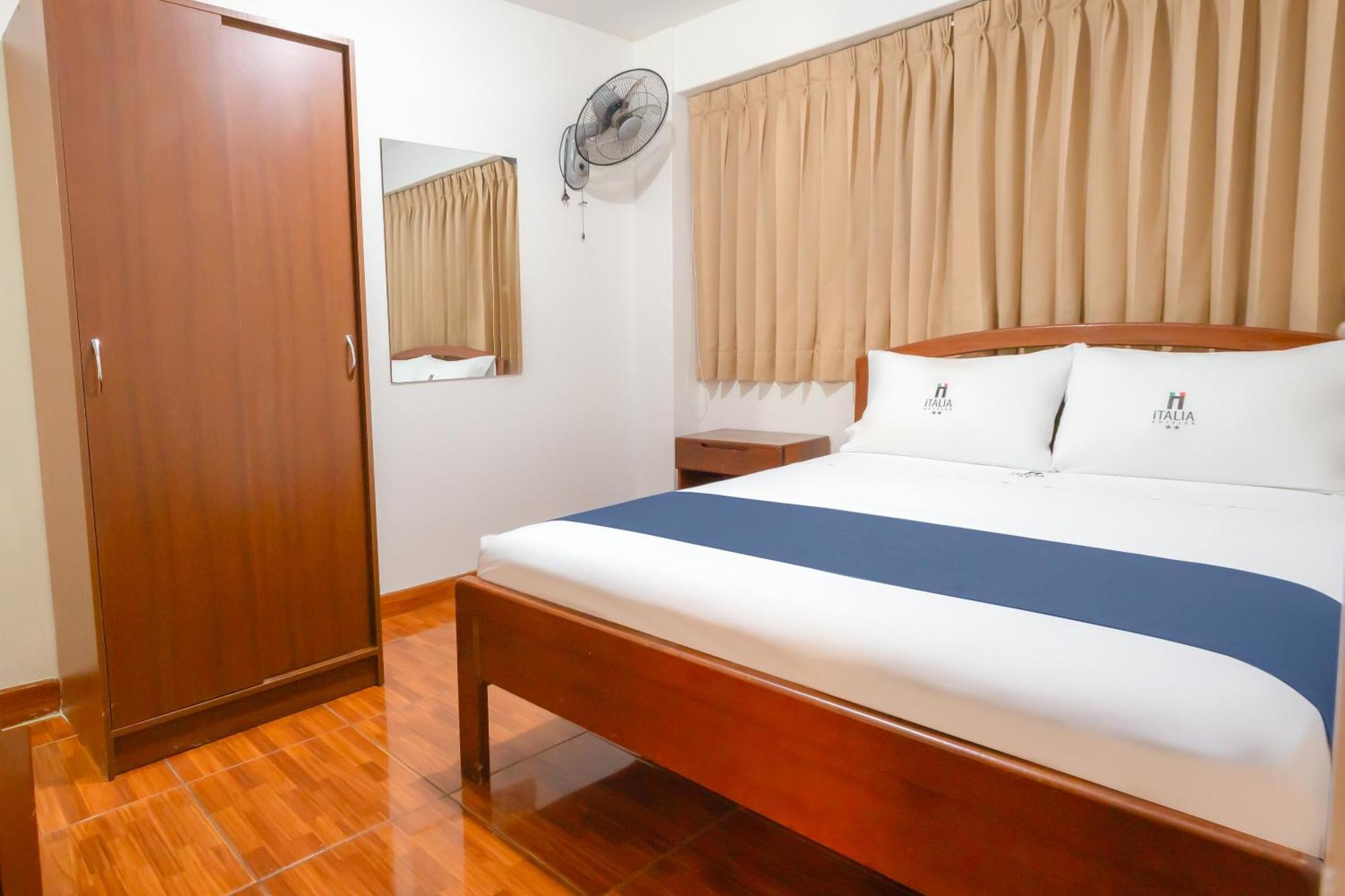 Hotel Italia I Чиклайо Екстериор снимка
