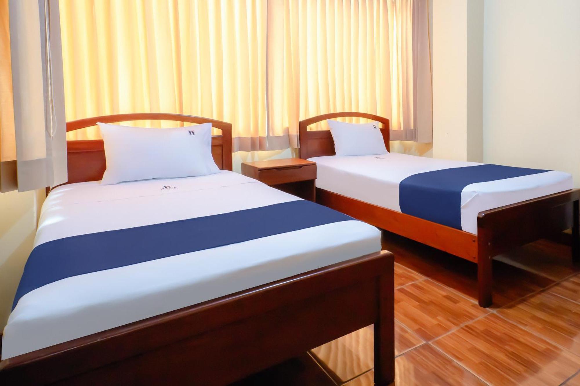 Hotel Italia I Чиклайо Екстериор снимка